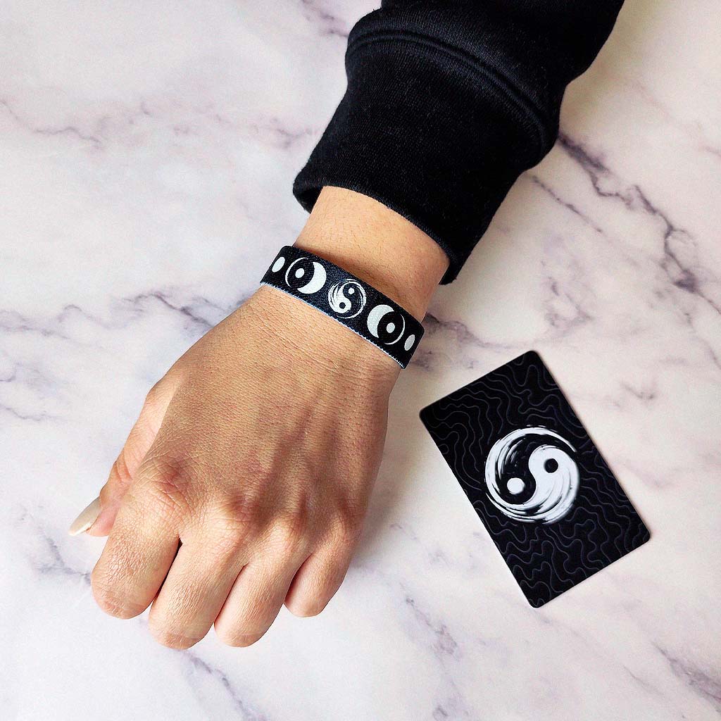YIN YANG